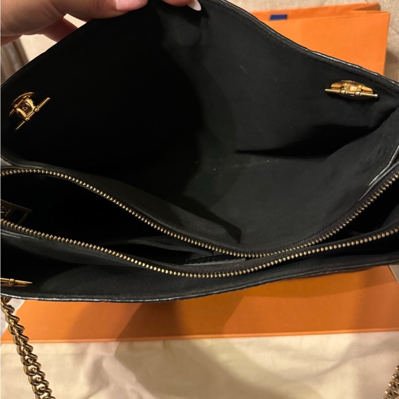 Black Louis Vuitton bag - Picture 7 of 13